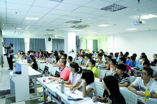 教育部：引力波、物聯(lián)網(wǎng)、人工智能、大數(shù)據(jù)等都將進高中課堂