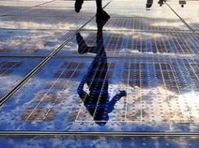 保利協(xié)鑫2017年硅片增38%達(dá)24吉瓦 毛利率34.5%