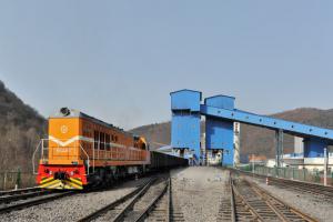 陜煤黃陵二號煤礦：運(yùn)煤皮帶裝上“清掃器”