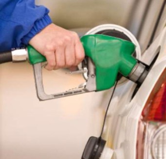 巴都丹石水電項目基礎(chǔ)設(shè)施建設(shè)中收集了210億盧比的石油產(chǎn)品