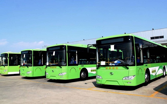 十年，國內(nèi)首批新能源公交仍未“退役”