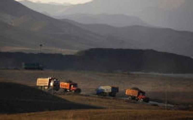 巴基斯坦準(zhǔn)備從塔爾煤田運(yùn)煤發(fā)電