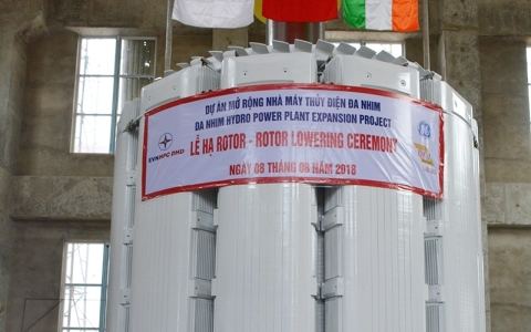 Da Nhim HP Extension Project發(fā)電機的轉(zhuǎn)子已成功安裝