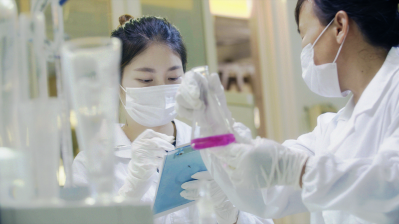 安泰鋁材工廠實(shí)驗(yàn)室實(shí)拍，標(biāo)準(zhǔn)化檢驗(yàn)全過(guò)程首曝