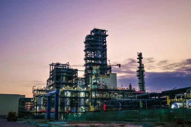 沙特與印尼簽署270億美元清潔能源及石化合作協(xié)議