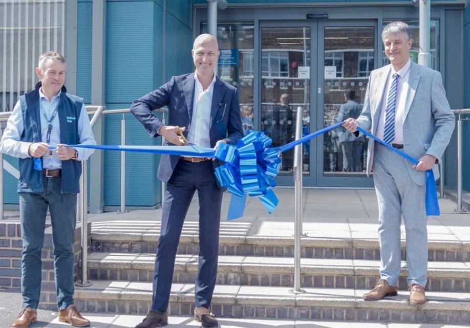 RWE英國啟用格里姆斯比樞紐 強化海上風(fēng)電運維能力