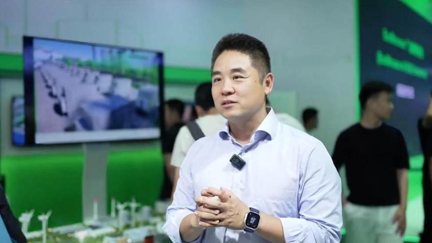 施耐德電氣：當(dāng)AI進(jìn)入產(chǎn)業(yè)主場(chǎng)，核心技術(shù)+場(chǎng)景知識(shí)帶來(lái)價(jià)值最大化