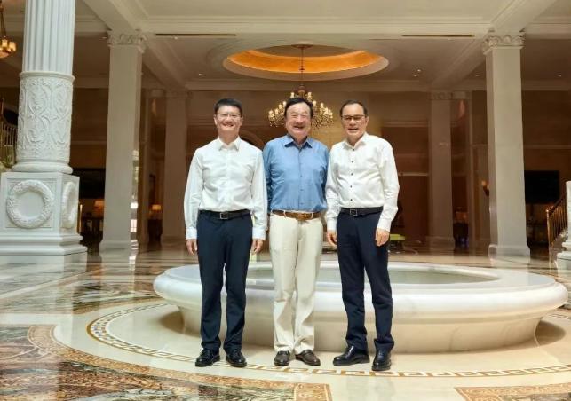 中國長安汽車集團(tuán)董事長，拜訪任正非