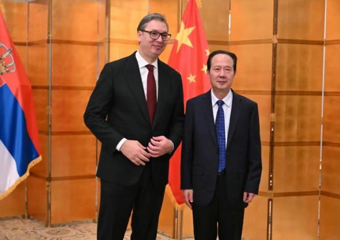 中國(guó)電建黨委書記、董事長(zhǎng)丁焰章拜會(huì)塞爾維亞總統(tǒng)武契奇