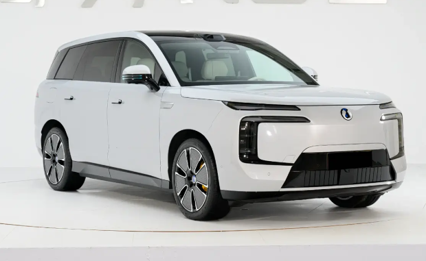 比亞迪汽車騰勢(shì)N8L正式上市