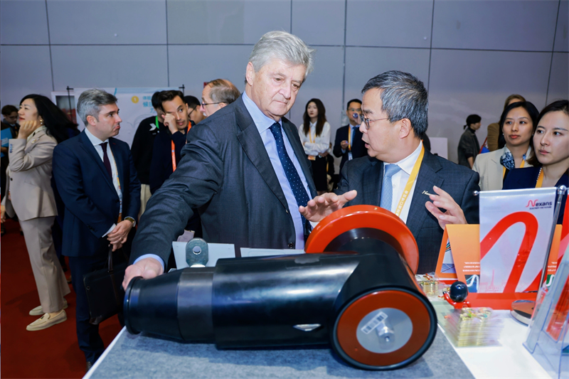 耐克森再度亮相進(jìn)博會(huì)以創(chuàng)新電氣化技術(shù)助力中國(guó)深海發(fā)展戰(zhàn)略